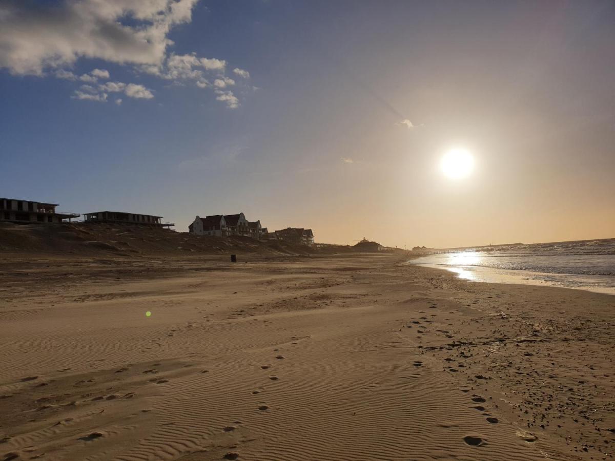 Penthouse Windkracht 10 Aan Het Strand Van Cadzand Eksteriør bilde