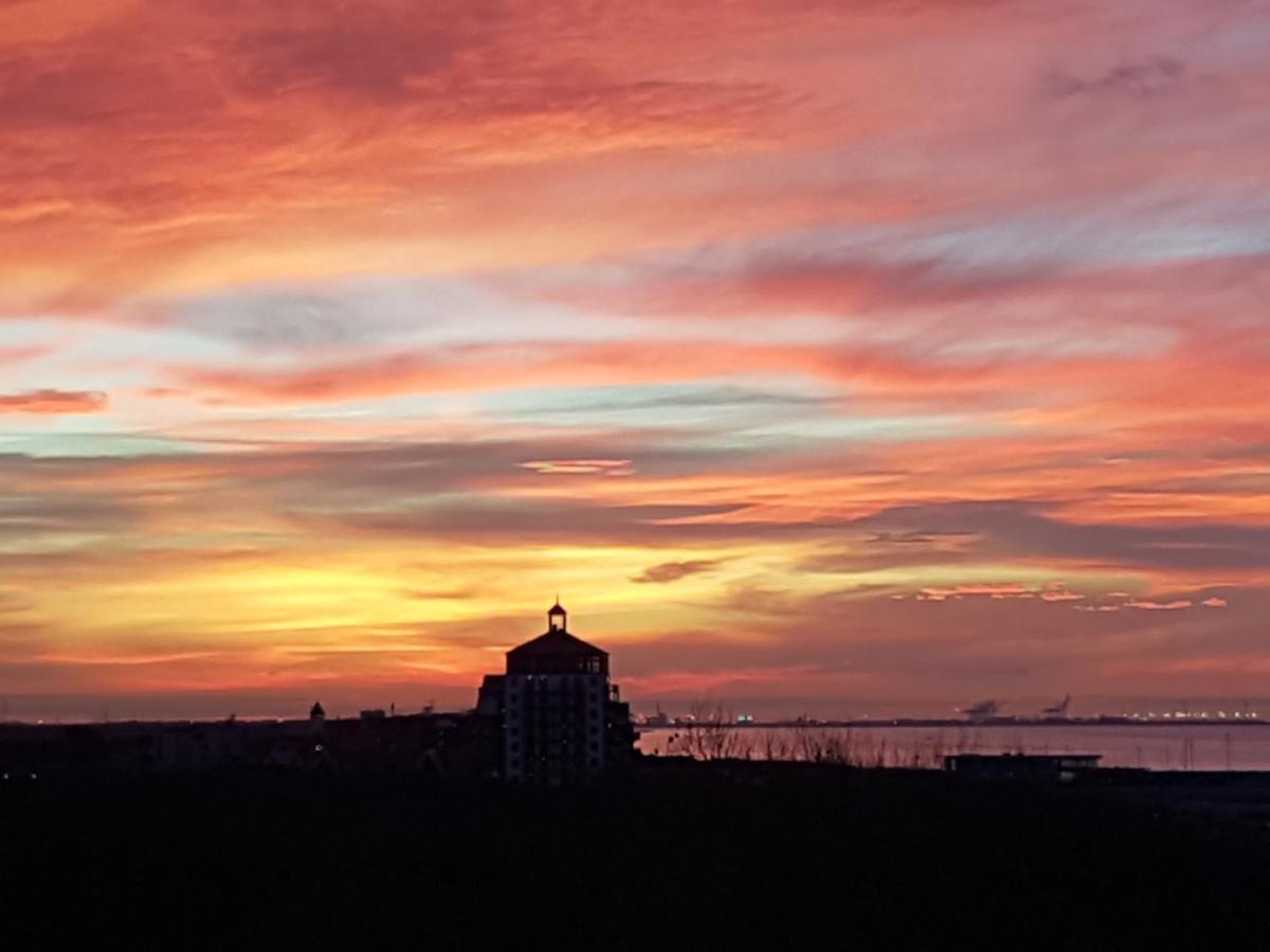 Penthouse Windkracht 10 Aan Het Strand Van Cadzand Eksteriør bilde